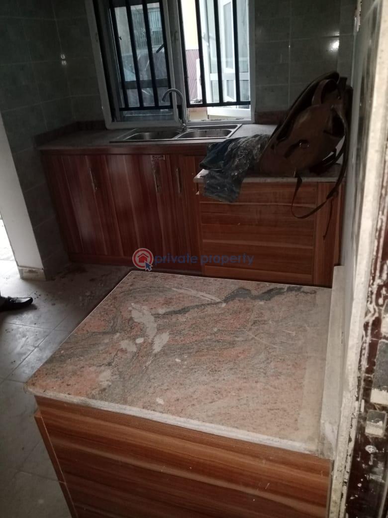 3 bedroom House For Rent Onike Yaba Lagos - 2