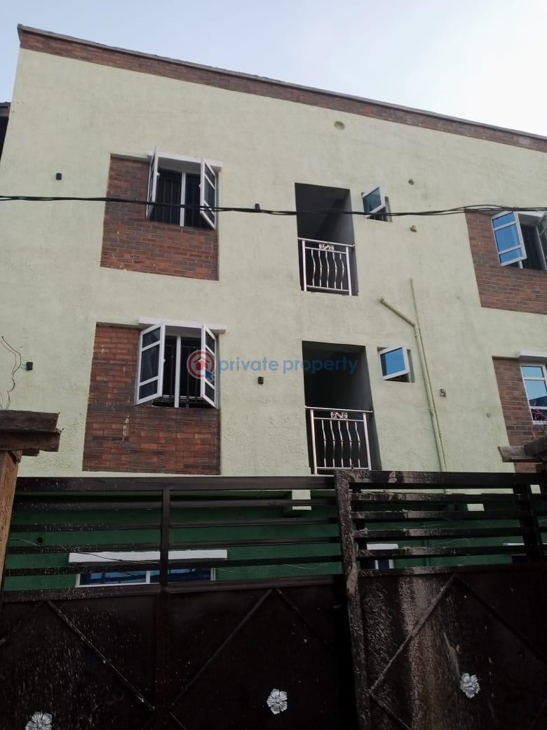 3 bedroom House For Rent Onike Yaba Lagos - 16