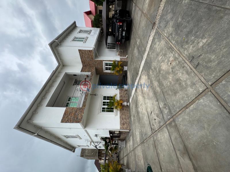 Neat 4 bedroom fully detached estate - 1 4 bedroom Detached Duplex For Rent Crown Estate Monastery Road Sangotedo Lagos - 1
