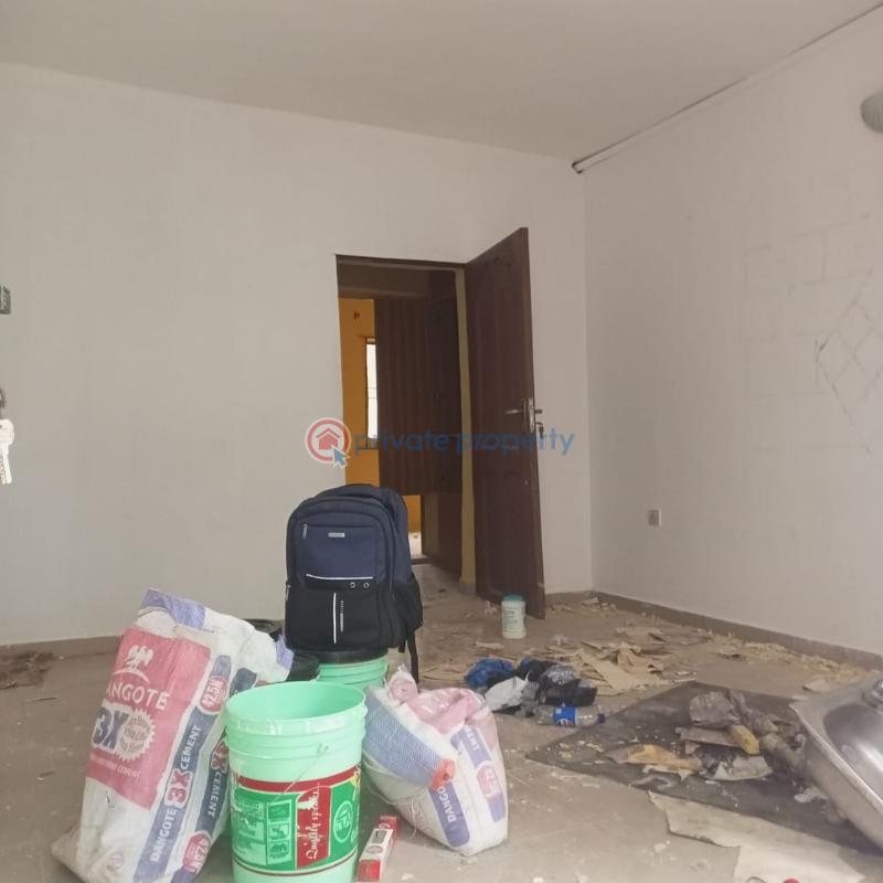 2 bedroom Flat & Apartment For Rent Surulere Lagos