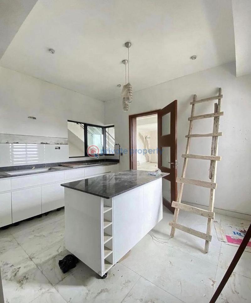 2 bedroom Flat & Apartment For Sale Freedom Way Lekki Phase 1 Lagos - 2