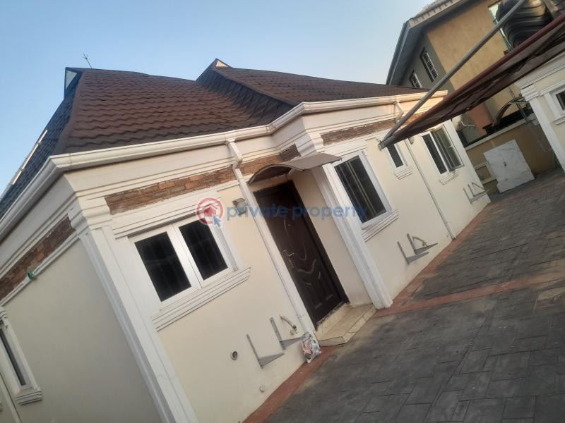 3 bedroom House For Rent Ile Tuntun,nihort,jericho Extension. Ibadan Oyo - 2