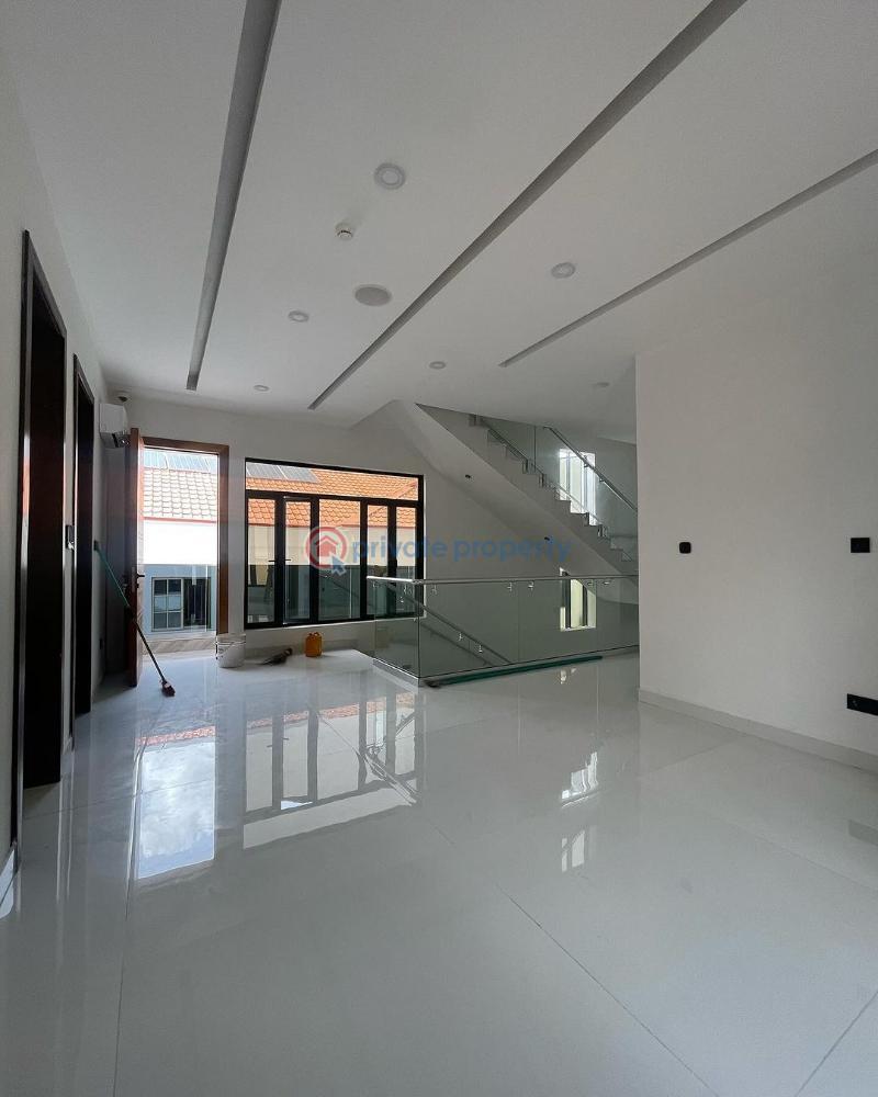 5 bedroom Detached Duplex For Sale Lekki Phase 1 Lagos - 3