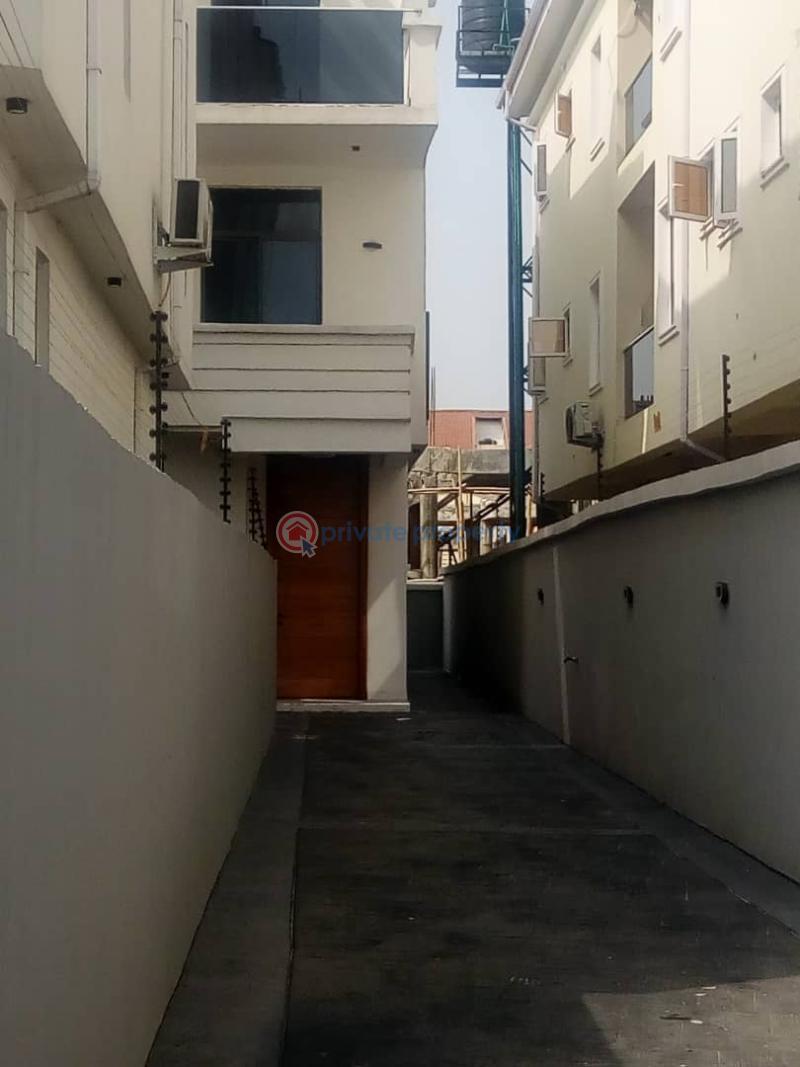 5 bedroom Semi detached Duplex For Sale Salem, Ikate, Lekki Phase 1 Ikate Elegushi Lekki Lagos - 3