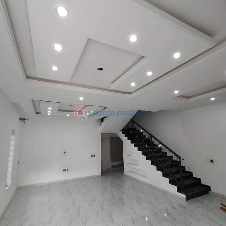 5 bedroom House For Rent Magodo Isheri Ikeja Lagos - 8