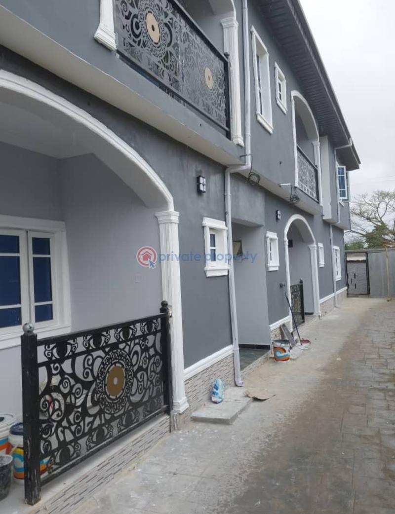 For rent 2 bedroom House Diamond Estate Command Ipaja Lagos (PID