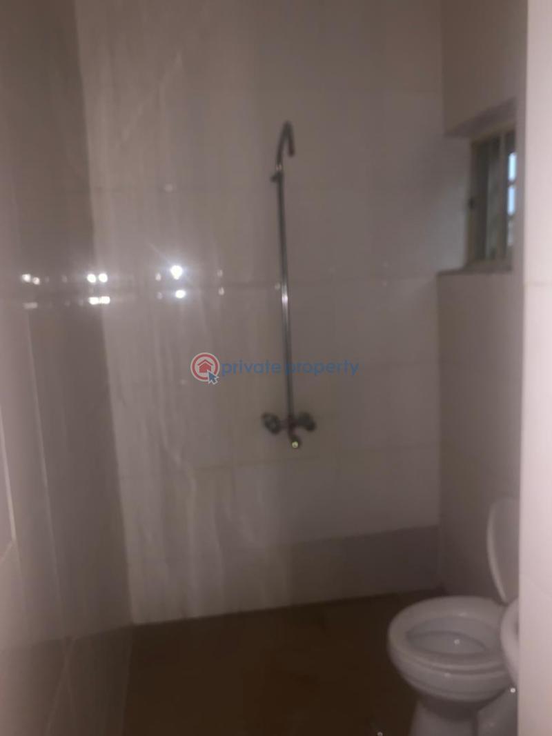 3 bedroom Flat & Apartment For Rent Iwaya Yaba Lagos - 6