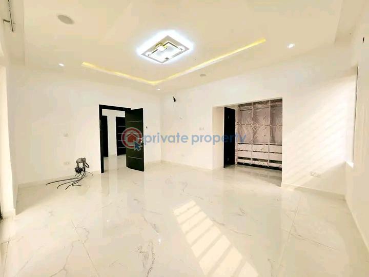 5 bedroom Detached Duplex For Sale Omole Phase 1 Estate Gra Agidingbi Ikeja Lagos - 7