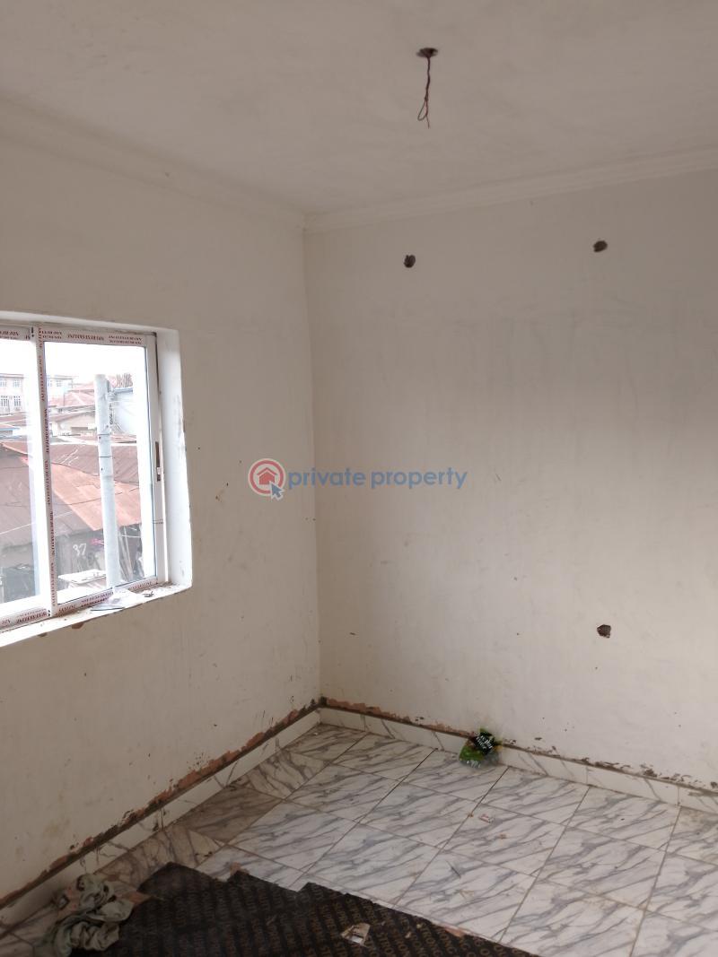 1 bedroom Flat & Apartment For Rent Off Pedro Road Gbagada, Shomolu Lagos - 8