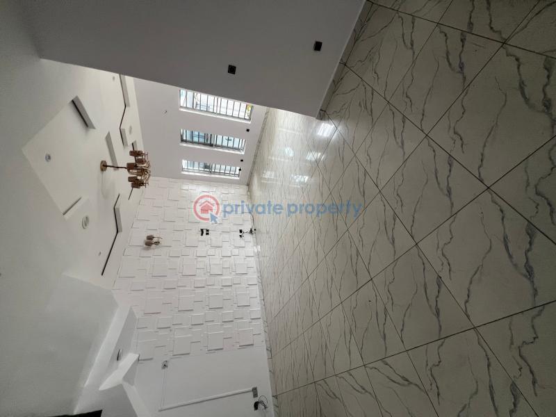 1 bedroom Studio Apartment For Rent Van Daniel Along Lekki Expressway Lagos - 3