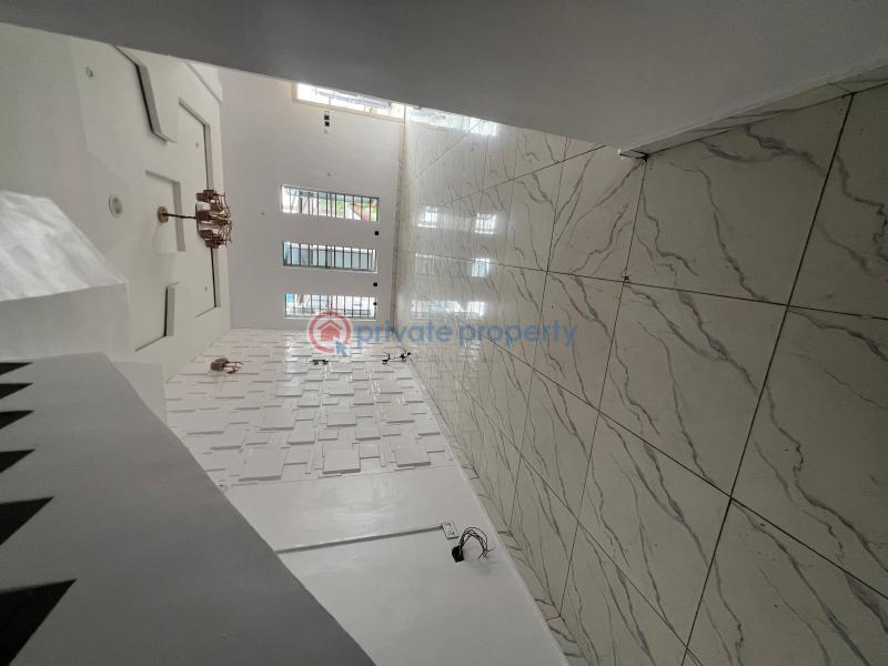 1 bedroom Studio Apartment For Rent Van Daniel Along Lekki Expressway Lagos - 4