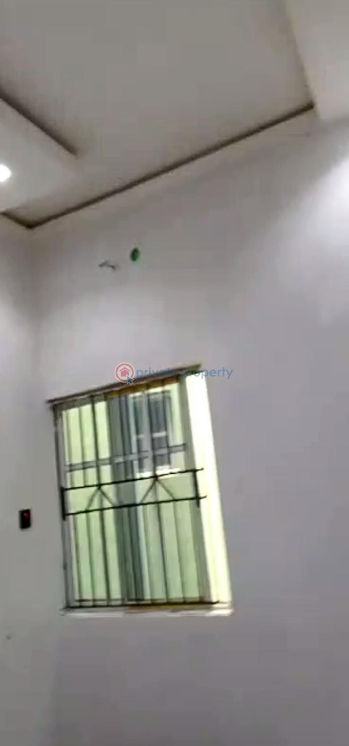 1 bedroom Self Contain For Rent Ilaje Road Bariga Shomolu Lagos - 0