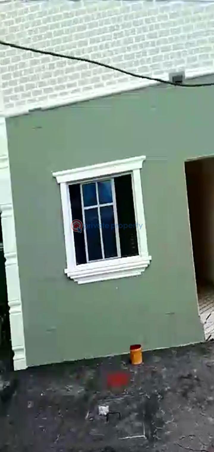 1 bedroom Self Contain For Rent Ilaje Road Bariga Shomolu Lagos - 3