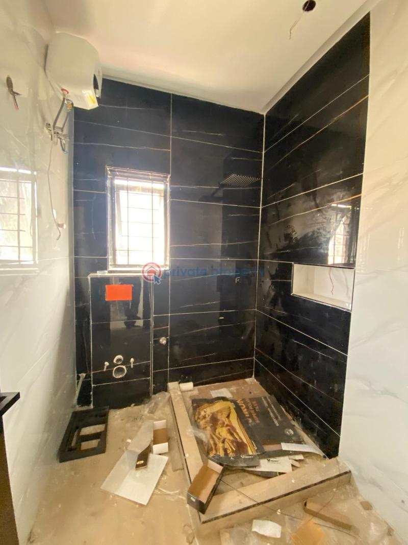 4 bedroom Semi detached Duplex For Sale Lovely Estate Environment @ Magodo Gra Phase 1, Lagos Magodo GRA Phase 1 Ojodu Lagos - 1