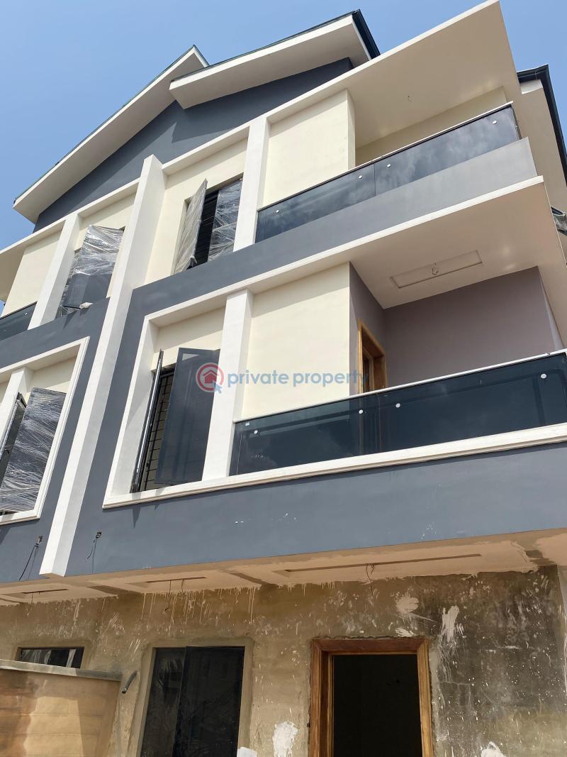 4 bedroom Semi detached Duplex For Sale Lovely Estate Environment @ Magodo Gra Phase 1, Lagos Magodo GRA Phase 1 Ojodu Lagos - 0
