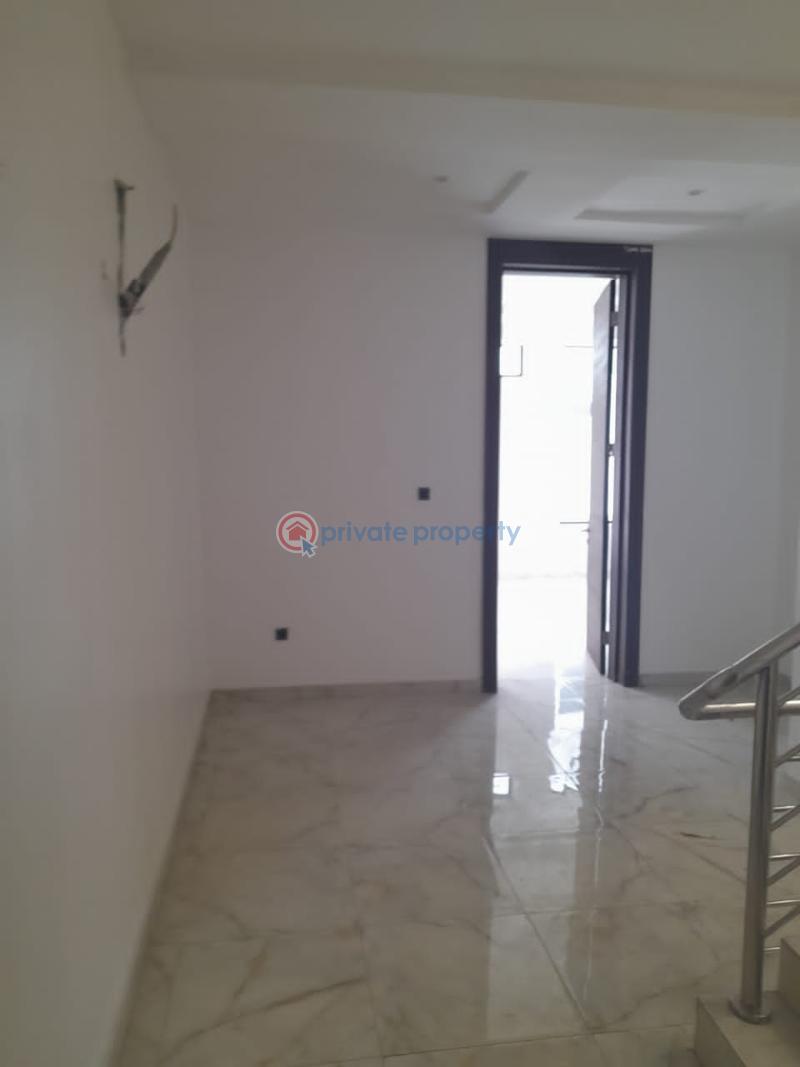 4 bedroom House For Rent In A Lovely Serene Estate Enviornment @ Adeniyi Jones Ikeja, Lagos. Adeniyi Jones Ikeja Lagos - 15