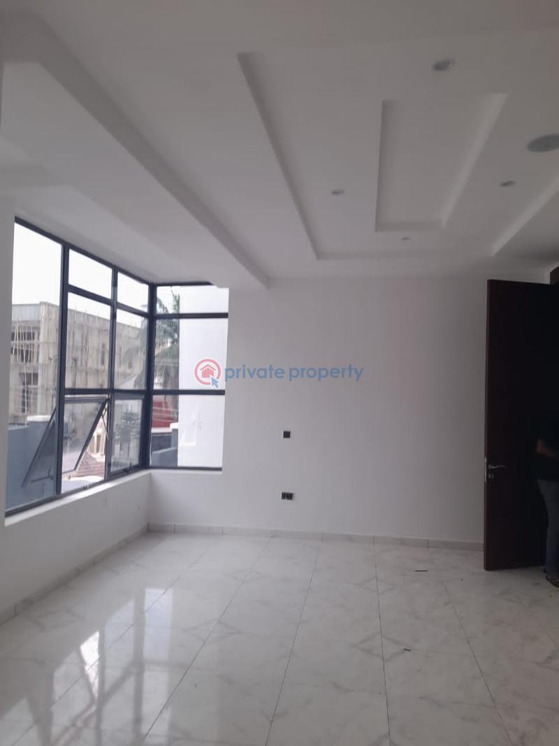 4 bedroom House For Rent In A Lovely Serene Estate Enviornment @ Adeniyi Jones Ikeja, Lagos. Adeniyi Jones Ikeja Lagos - 16