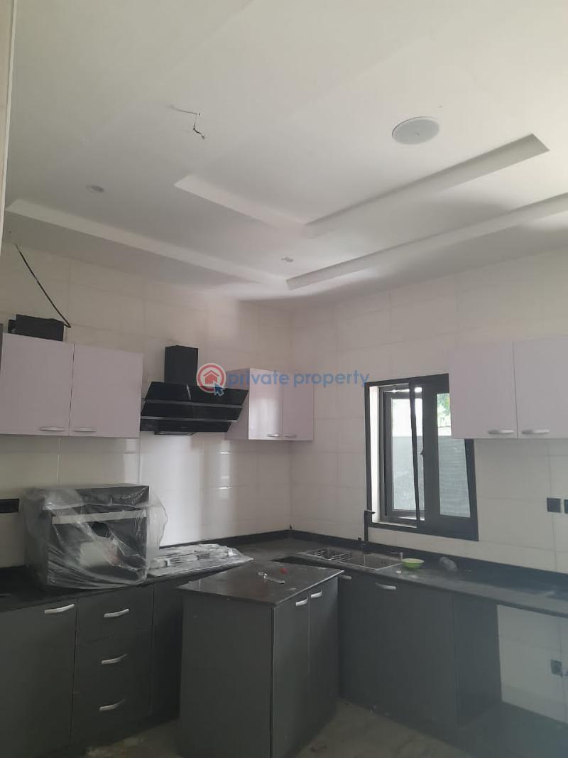 4 bedroom House For Rent In A Lovely Serene Estate Enviornment @ Adeniyi Jones Ikeja, Lagos. Adeniyi Jones Ikeja Lagos - 2