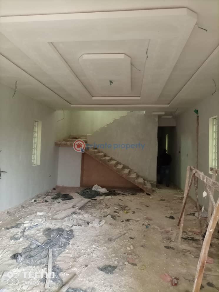 4 bedroom Semi detached Duplex For Sale Extension Omole Phase 2 Ojodu Lagos - 4