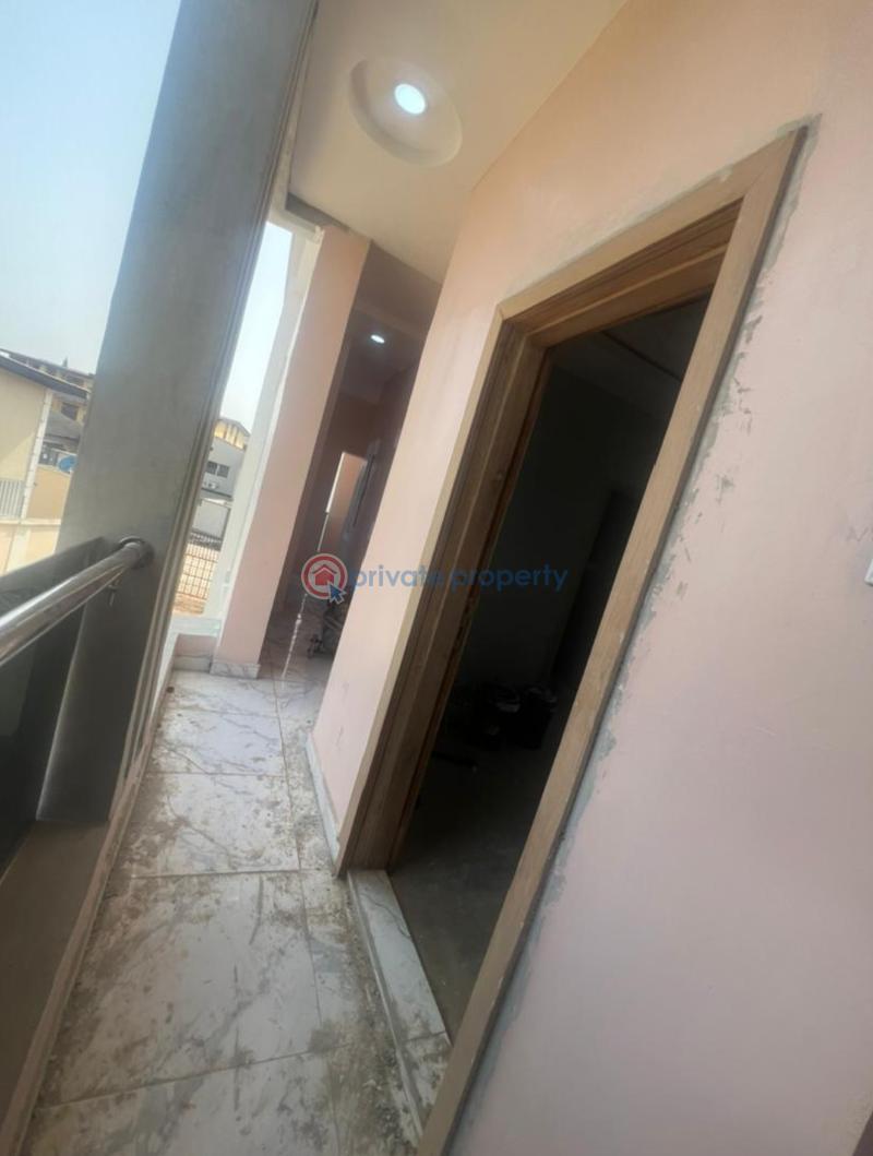 Self Contain For Rent In An Estate Environment @ Agidingbi Ikeja Lagos Agidingbi Ikeja Lagos - 5