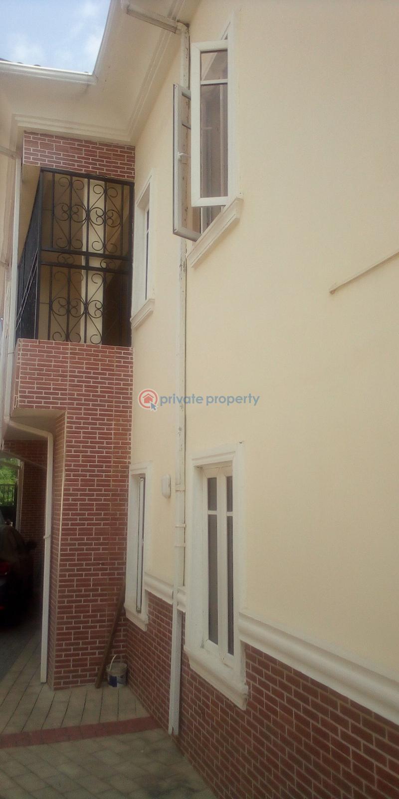 3 bedroom Flat & Apartment For Rent At Sam Shonibare Estate, Surulere Surulere Lagos - 2
