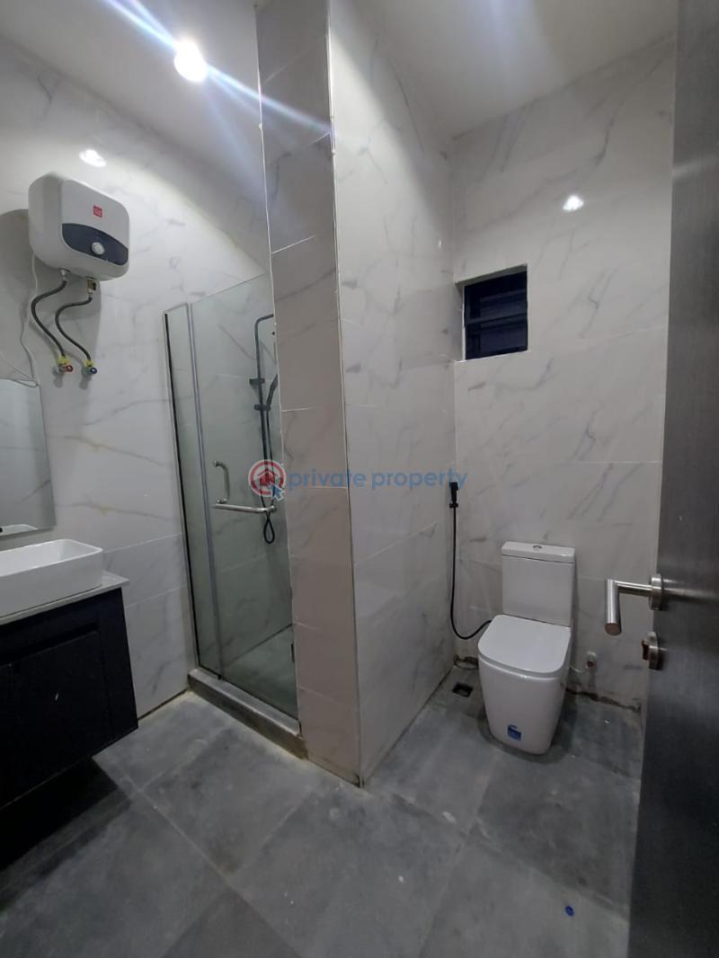 5 bedroom House For Sale Magodo GRA Phase 2 Kosofe/Ikosi Lagos - 1