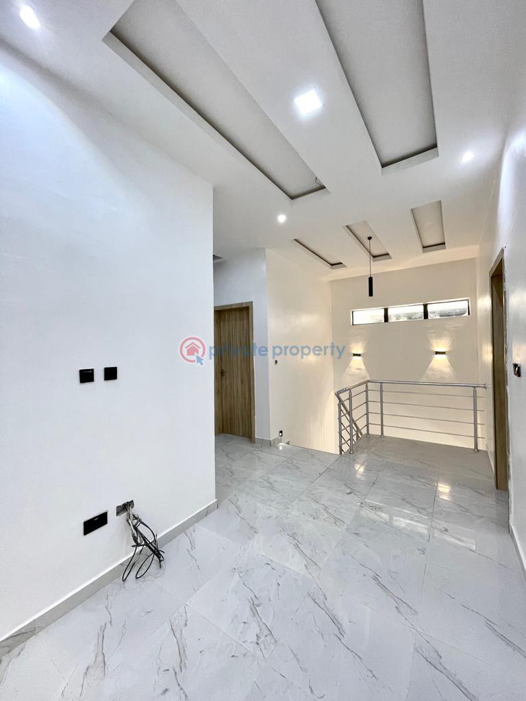 4 bedroom House For Sale Idado Lekki Lagos - 5
