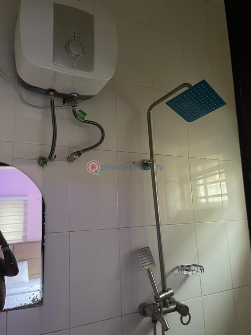 1 bedroom Flat & Apartment Short let Santos Estate Egbeda Dopemu Ikeja Akowonjo Alimosho Lagos - 10