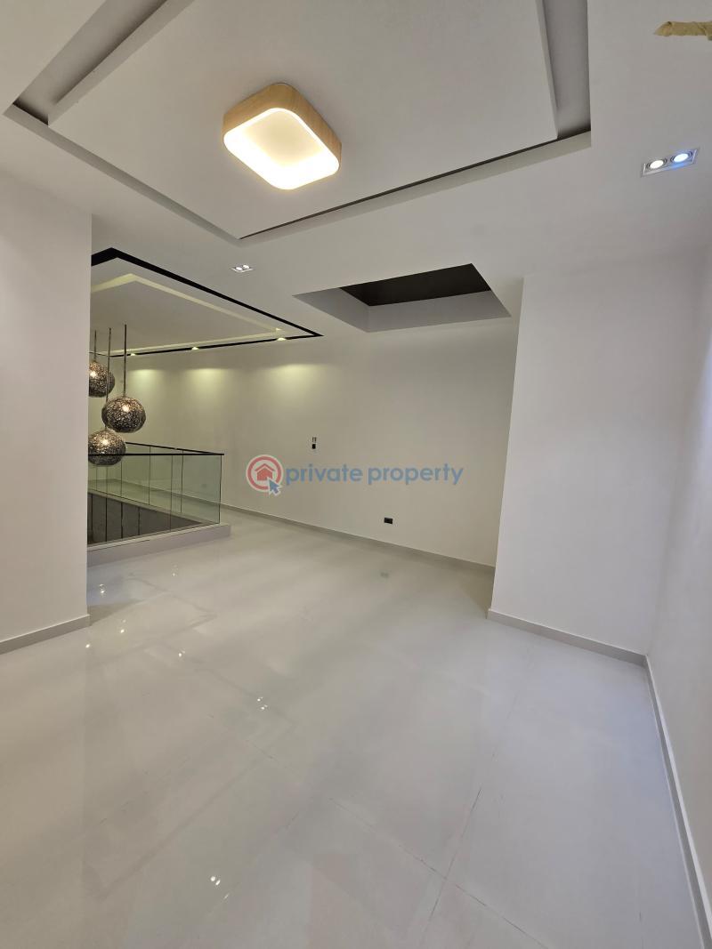 2 bedroom House For Sale Lekki Phase 1 Lagos - 5