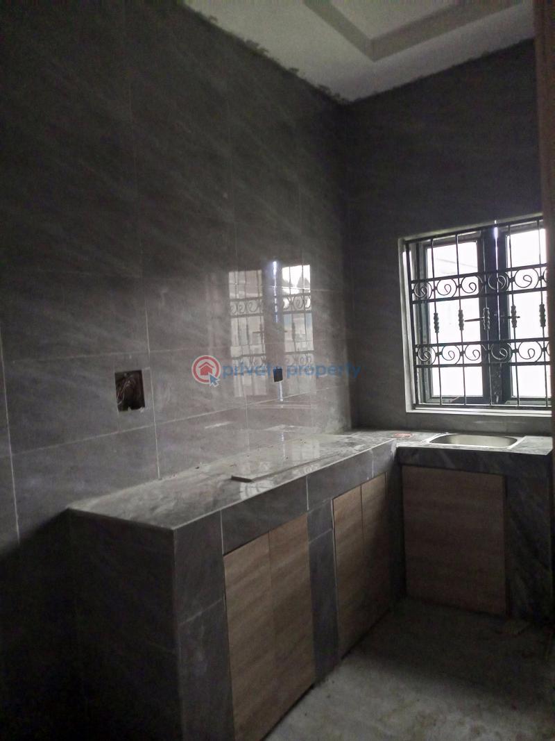 2 bedroom Block Of Flats For Rent Mobil Isheri Oshun Bucknor Estate Isolo Lagos - 7