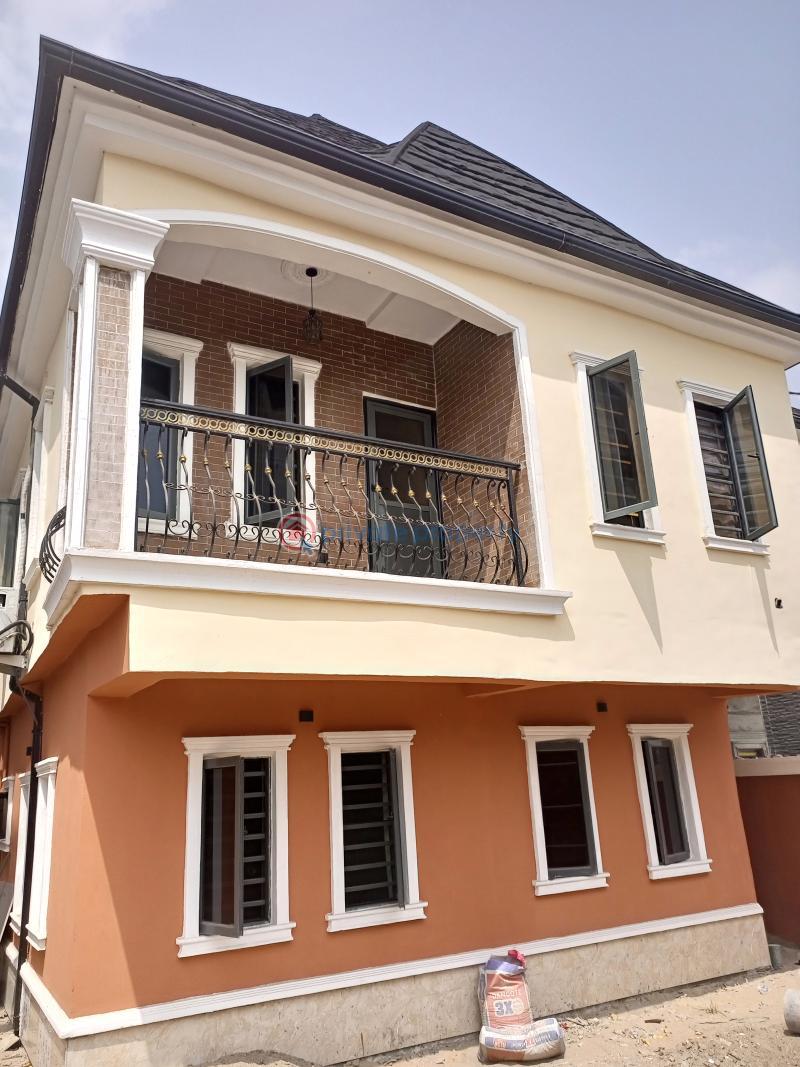 2 bedroom Flat & Apartment For Rent Transformer Bucknor Close To Fasheun Bridge Ago Palace Isolo Lagos - 3