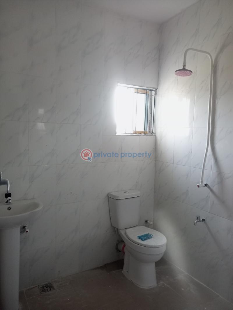 2 bedroom Flat & Apartment For Rent Divine Avenue Bucknor Estate Isolo Lagos - 7