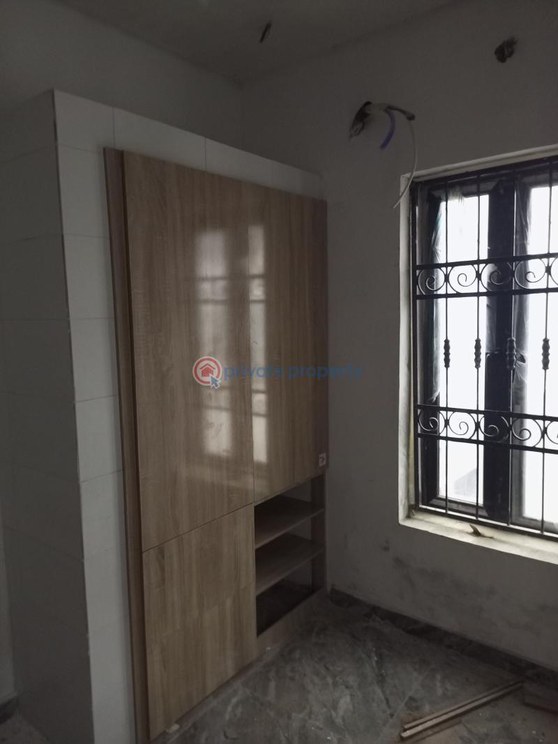 2 bedroom Block Of Flats For Rent Mobil Isheri Oshun Bucknor Estate Isolo Lagos - 3