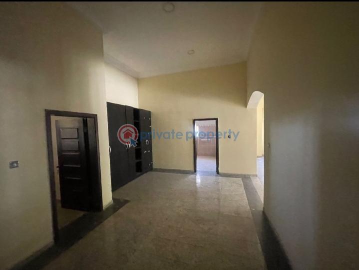 2 bedroom Flat & Apartment For Rent Back Of Midwifery Off Okpanam Road, Asaba Asaba Delta
