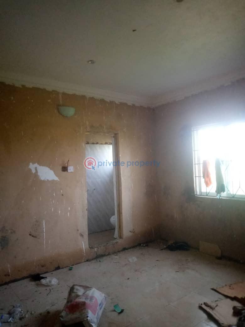 2 bedroom Flat & Apartment For Rent Ogudu Lagos - 4
