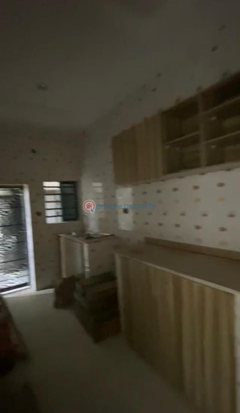2 bedroom Block Of Flats For Rent Gbagada Lagos - 4