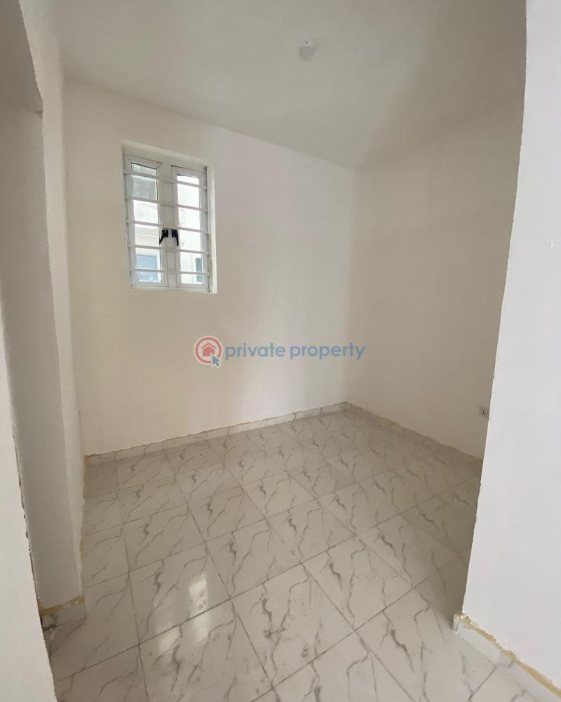 2 bedroom Shared Apartment For Sale Itire Road Surulere Lagos - 8