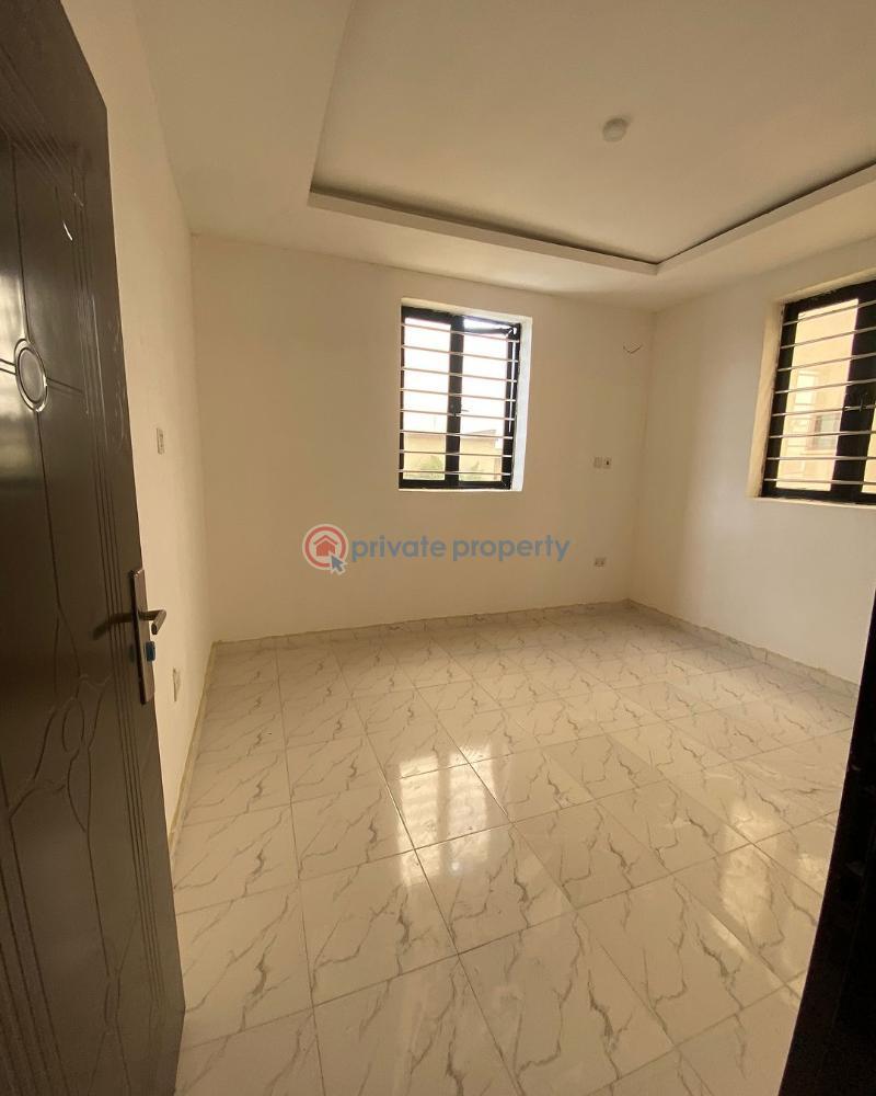 2 bedroom Shared Apartment For Sale Itire Road Surulere Lagos - 2