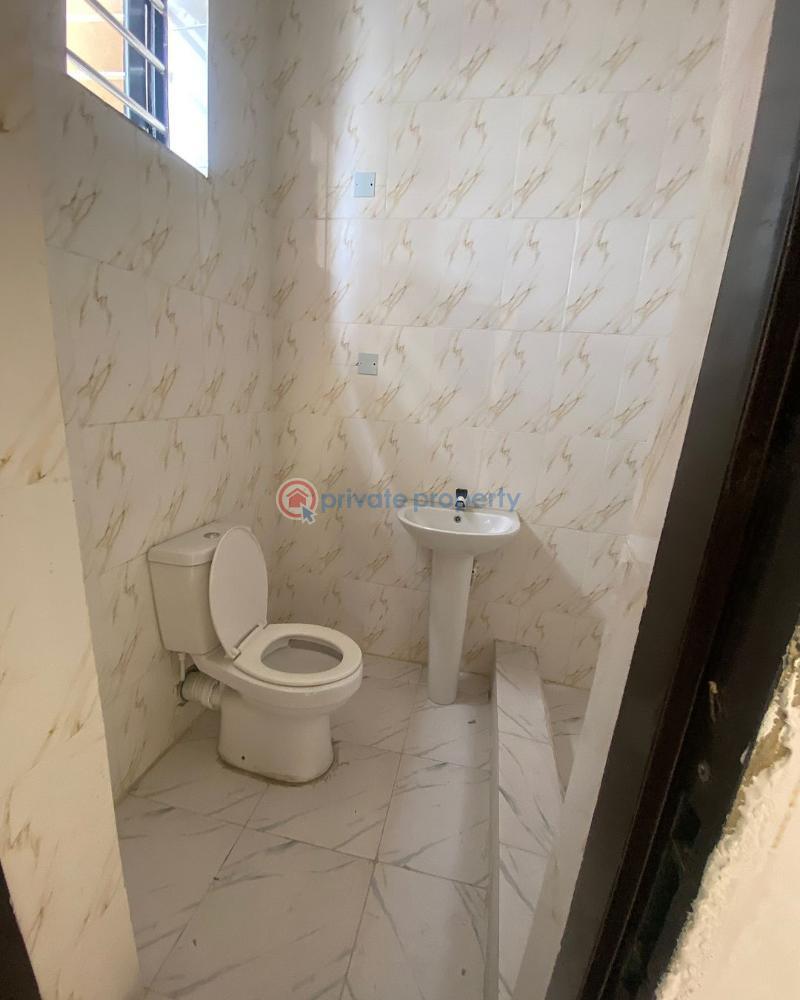 2 bedroom Shared Apartment For Sale Itire Road Surulere Lagos - 1