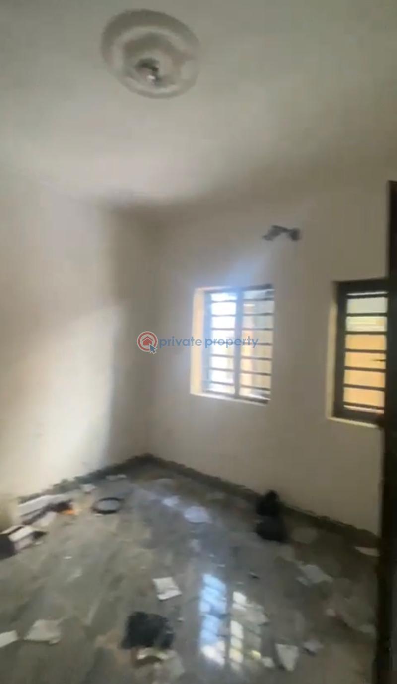 2 bedroom Block Of Flats For Rent Surulere Lagos - 7