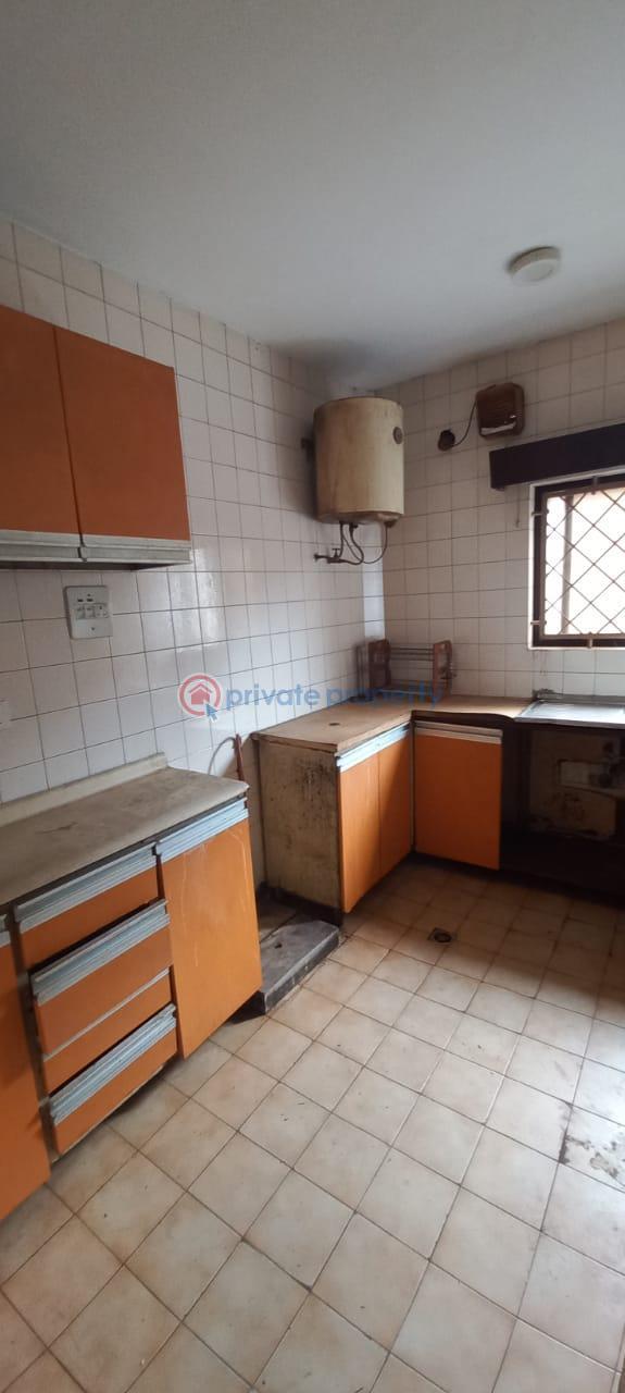 2 bedroom House For Rent Alagomeji Yaba Lagos - 0