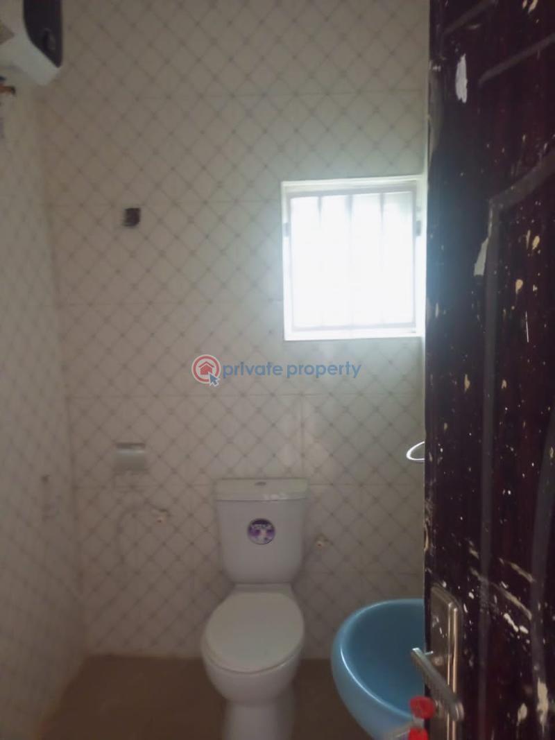 House For Rent Heritage Estate Akala Express Oluyole Extension Moshino Akala Express Ibadan Oyo - 4