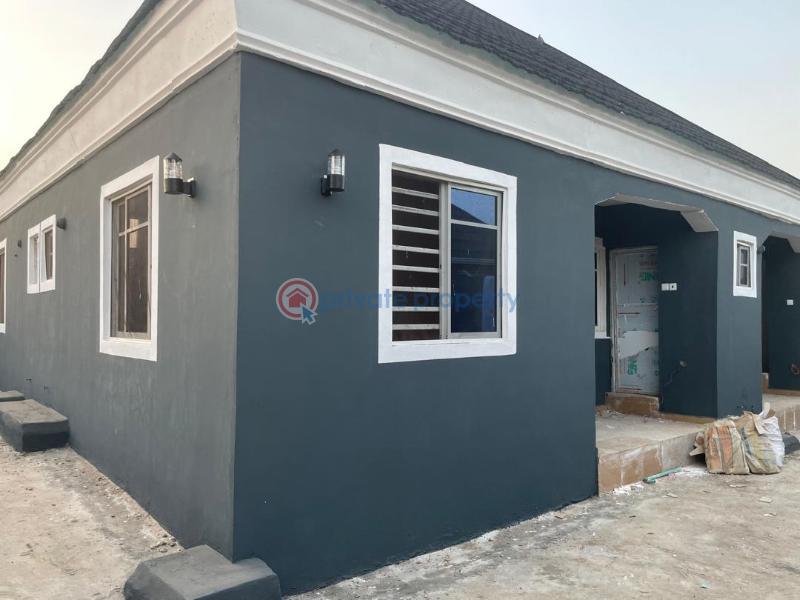2 bedroom Detached Bungalow For Sale Wisdom Estate Akobo Ibadan Oyo - 4