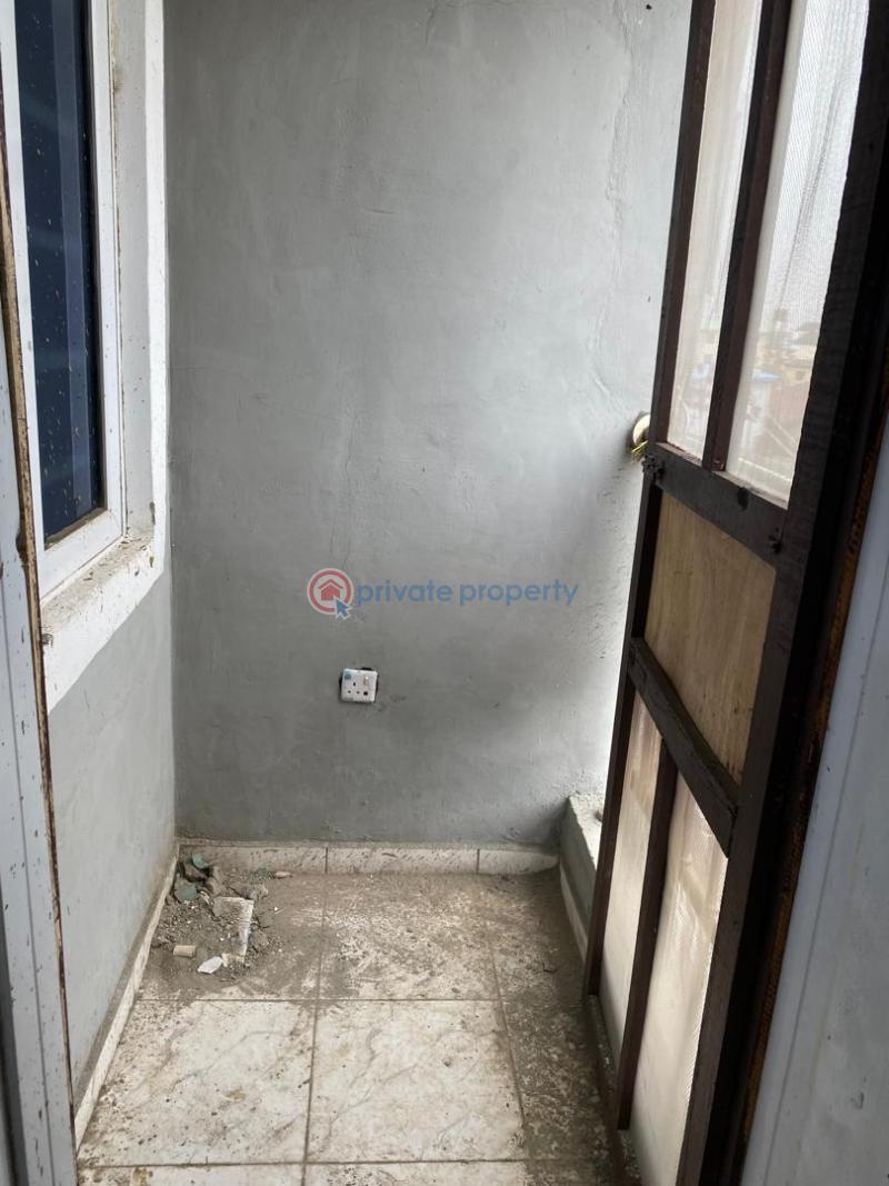 2 bedroom Flat & Apartment For Rent Onipanu Shomolu Lagos - 13