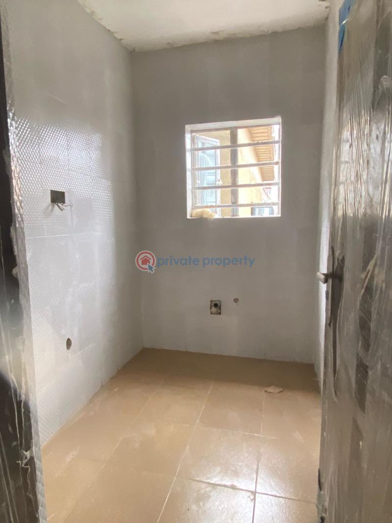2 bedroom Flat & Apartment For Rent Ebute Metta Yaba Lagos - 16