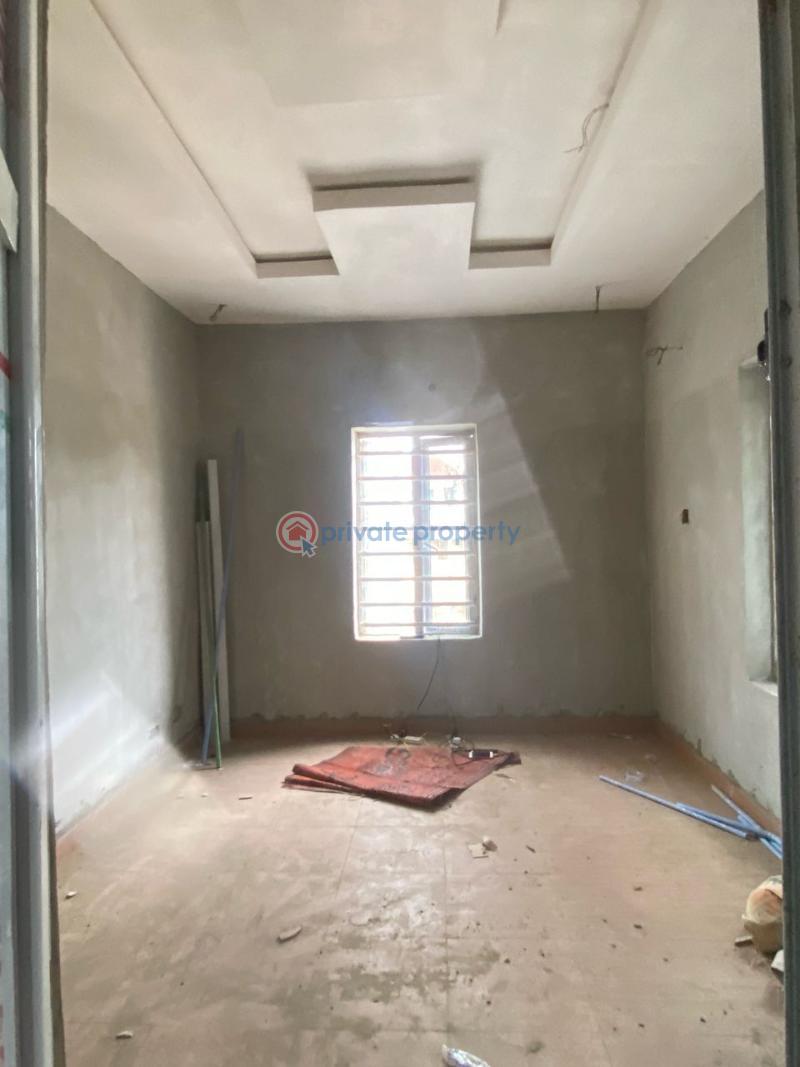2 bedroom Flat & Apartment For Rent Ebute Metta Yaba Lagos - 6