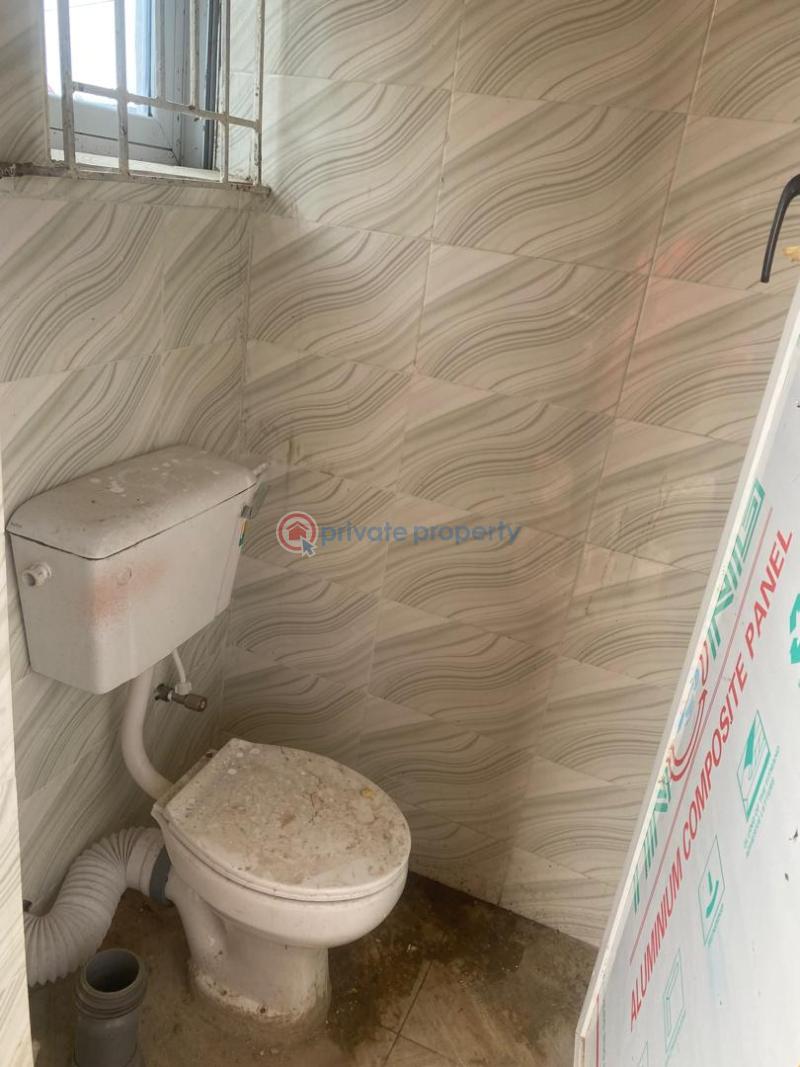 2 bedroom Block Of Flats For Rent Folagoro Fola Agoro Yaba Lagos - 6