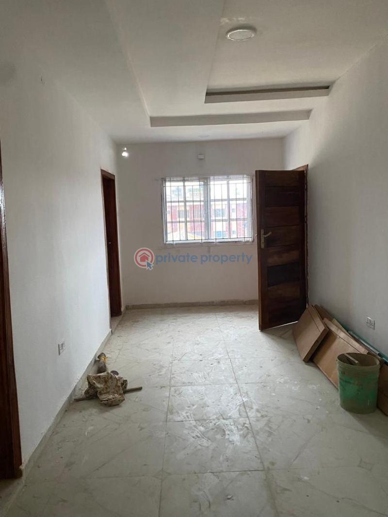 2 bedroom Flat & Apartment For Rent Fola Agoro Yaba Lagos - 13