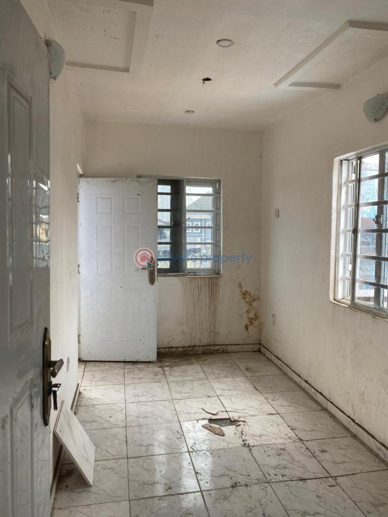 2 bedroom Flat & Apartment For Rent Onipanu Shomolu Lagos - 2
