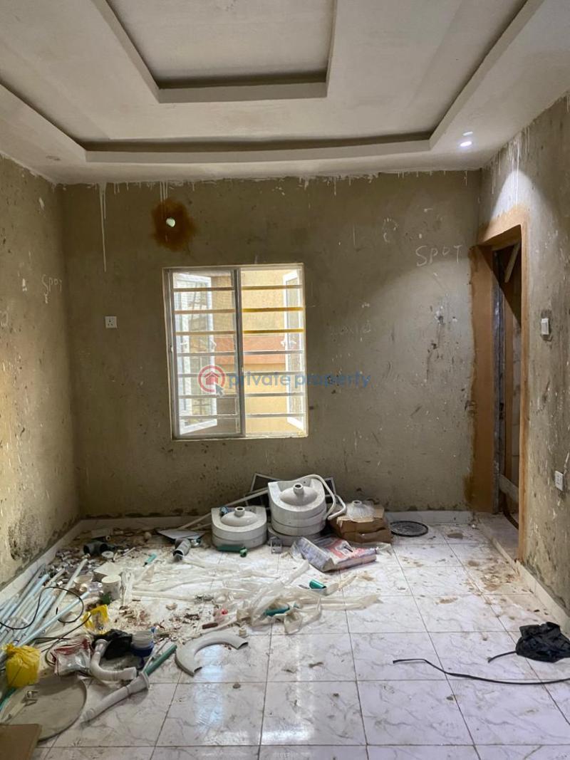 2 bedroom Flat & Apartment For Rent Adekunle Ebute Metta Yaba Lagos - 6